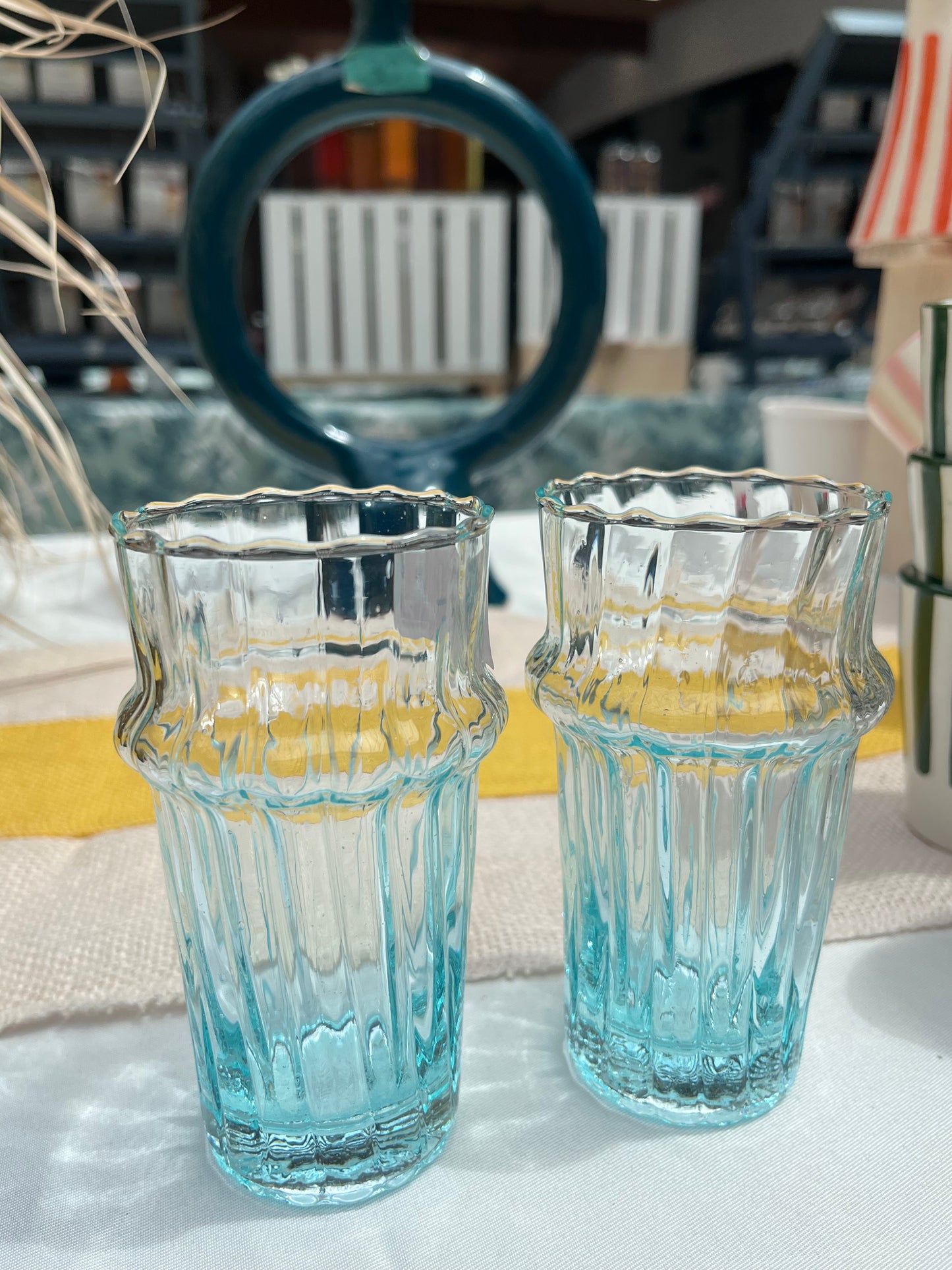 B. Verres Soufflés TORSADÉS Transparents