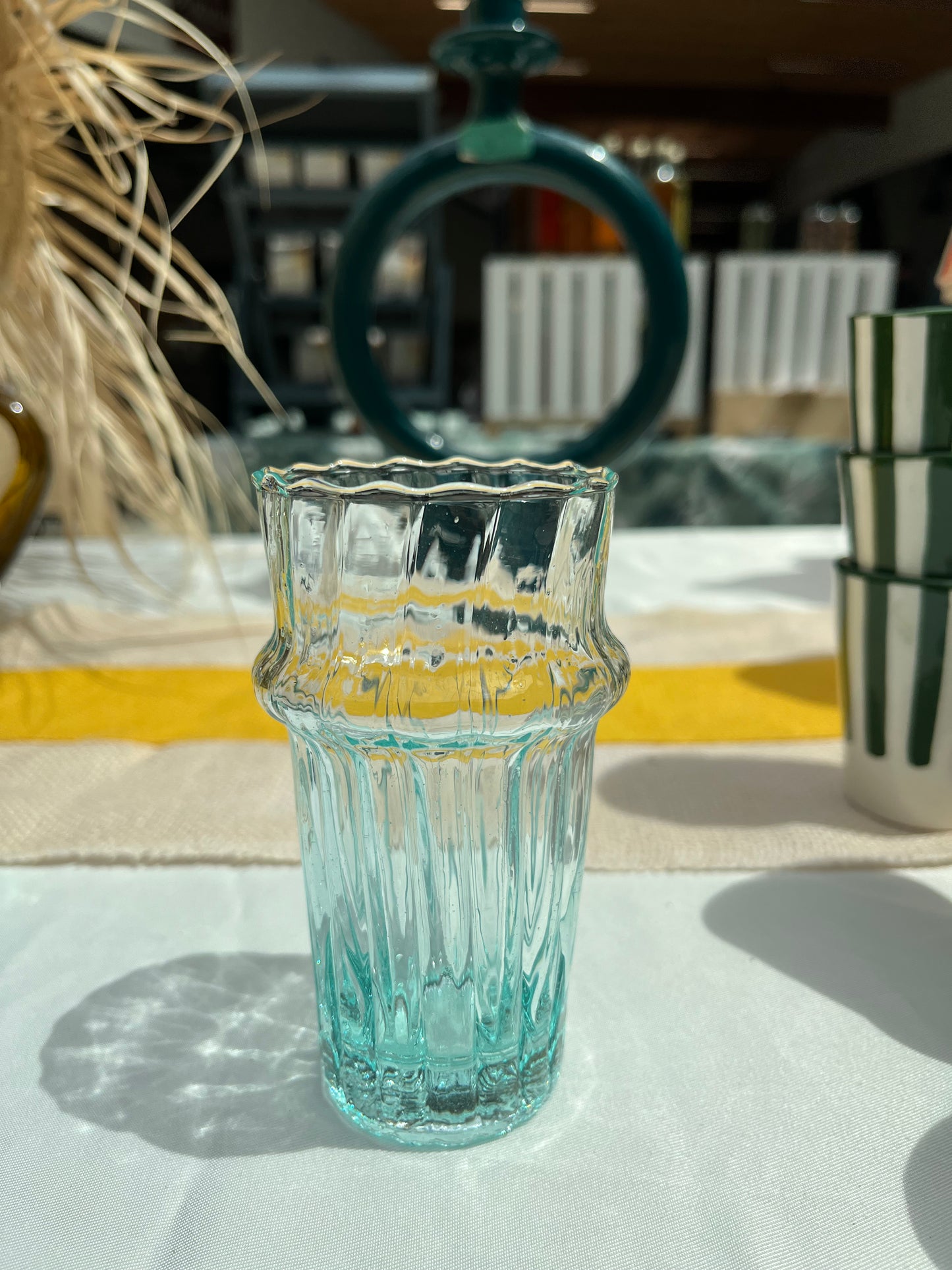 B. Verres Soufflés TORSADÉS Transparents